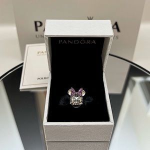 Disney Minnie Mouse Pink Pavé Bow Clip Charm